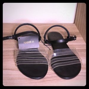 NWT Forever 21 Sandals